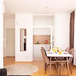 Engadin's Old Town Units - Free Parking
