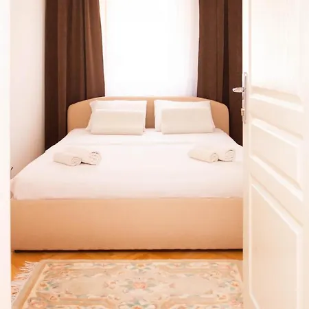 Apartman Engadin's Old Town Units - Free Parking