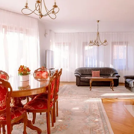 Engadin - Free Parking Apartment