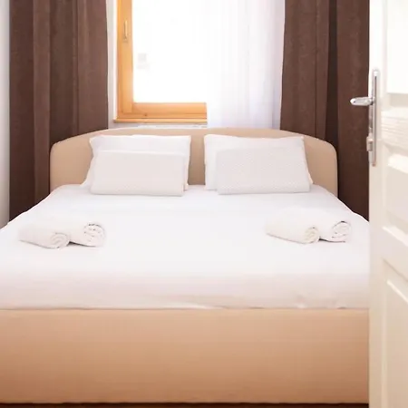 Engadin - Free Parking Apartment *