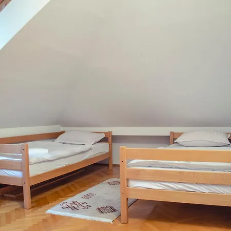 Engadin's Old Town Units - Free Parking