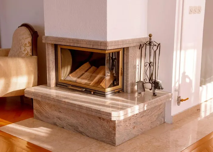 Engadin's Old Town Units - Free Parking Apartment Sarajevo