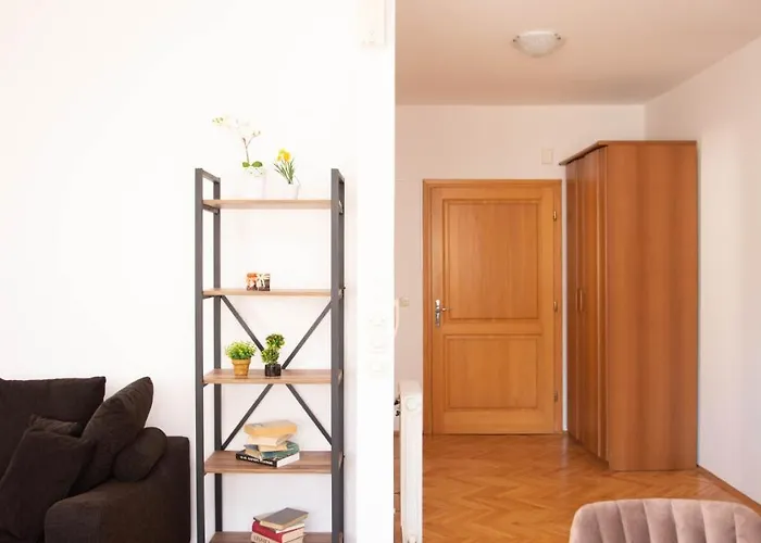 Engadin's Old Town Units - Free Parking Apartment Sarajevo