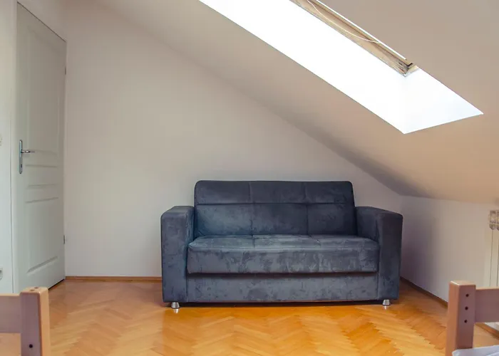 Apartment Engadin's Old Town Units - Free Parking